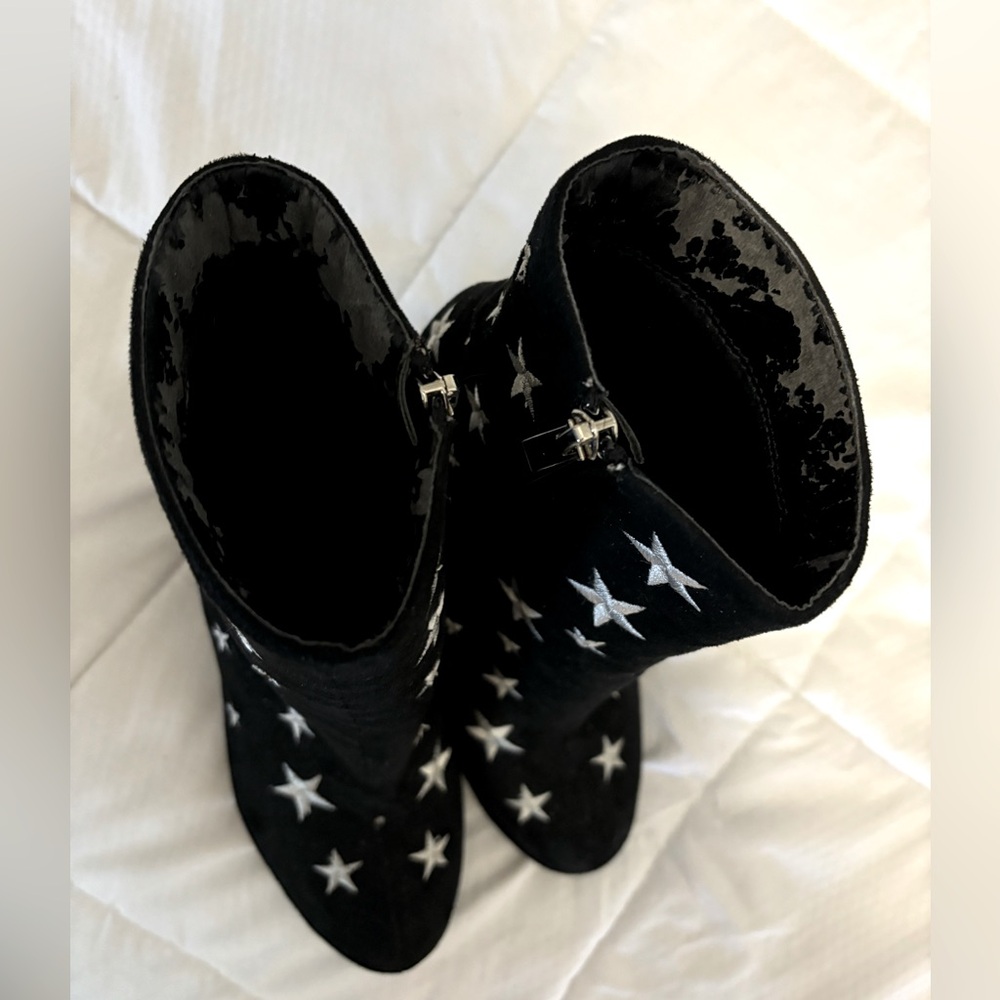 Worn Charlotte Russe Size 8 Black Ankle Boots w/star detail - Picture 6 of 6